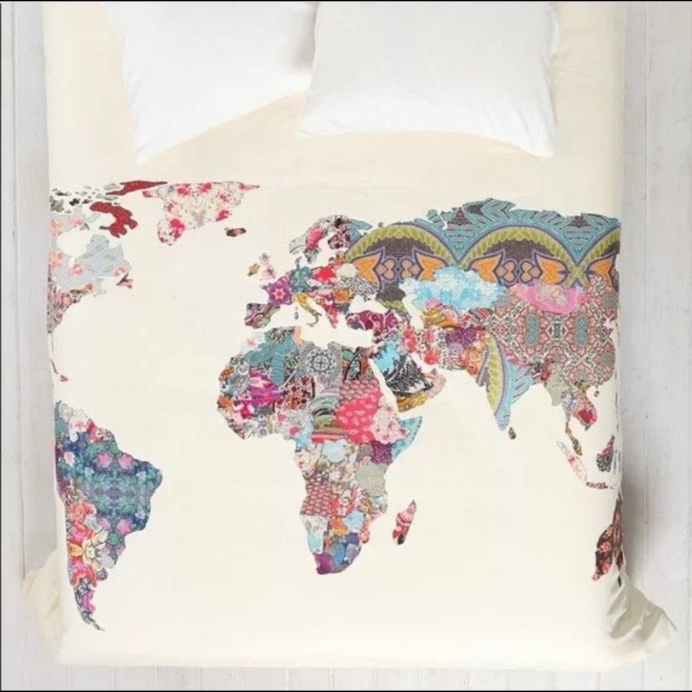 Urban Outfitters Map of the World - Duvet Cover. Queen Bed